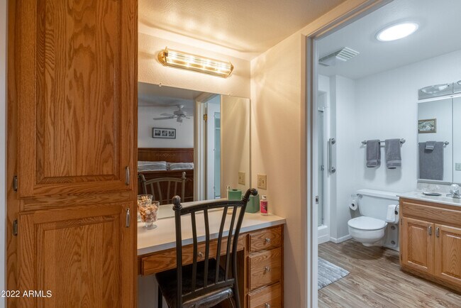 10638 W Sequoia Dr Sun City, AZ 85373 photo 3