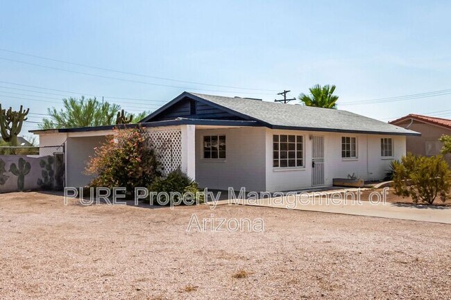 755 E Friar Ave photo 4