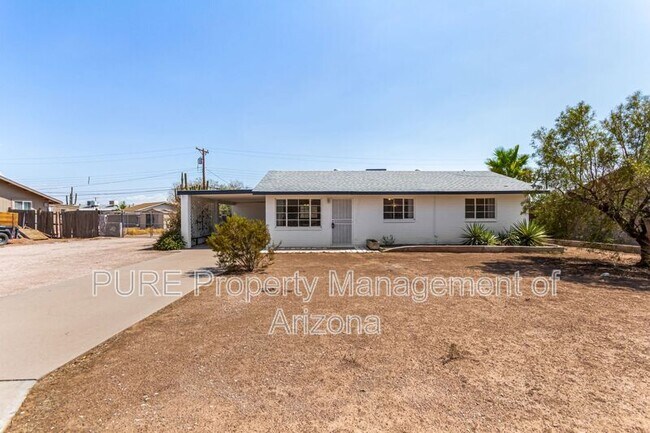 755 E Friar Ave photo 2