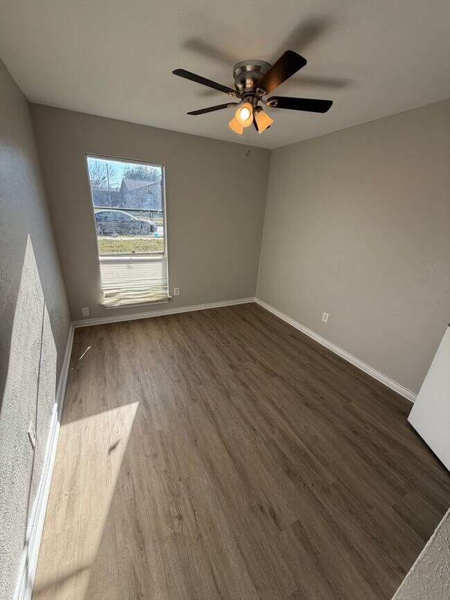 315 Paldao Dr Mesquite, TX 75149 photo 4