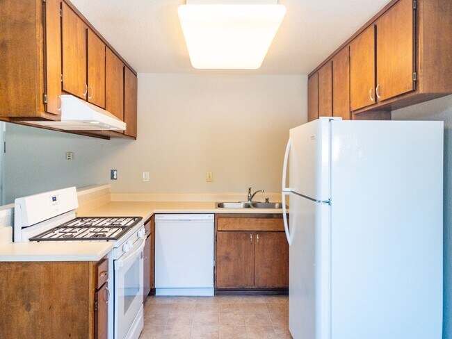 701 Mission Blvd Santa Rosa, CA 95409 photo 5