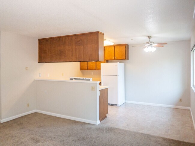 701 Mission Blvd Santa Rosa, CA 95409 photo 3
