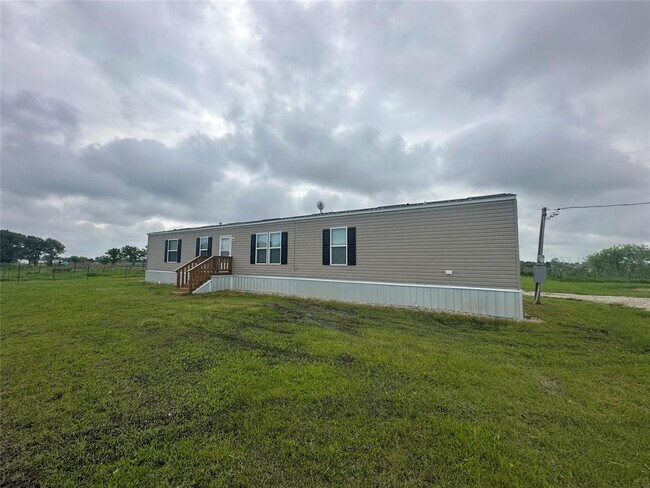 220 Jay Lane, Ferris, TX 75125 photo 2