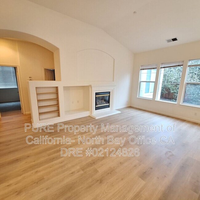 1887 Mallard Ln Petaluma, CA 94954 photo 5