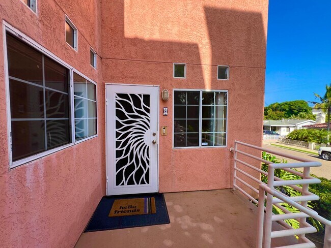 221 Donax Avenue, Imperial Beach, CA 91932 photo 3