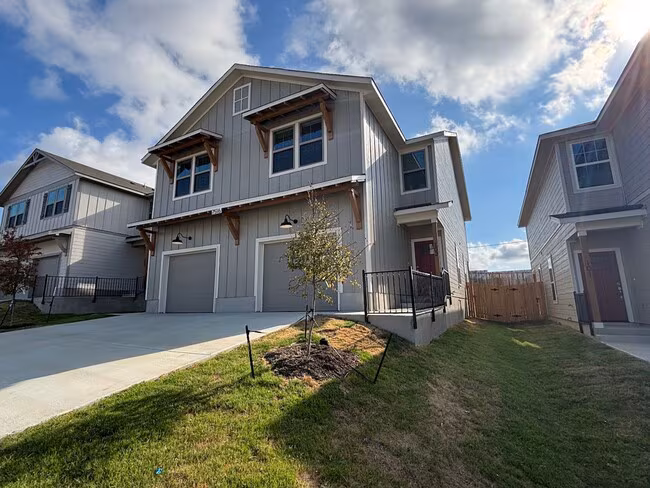 7516 Briarwood Pass San Antonio, TX 78252 photo 2