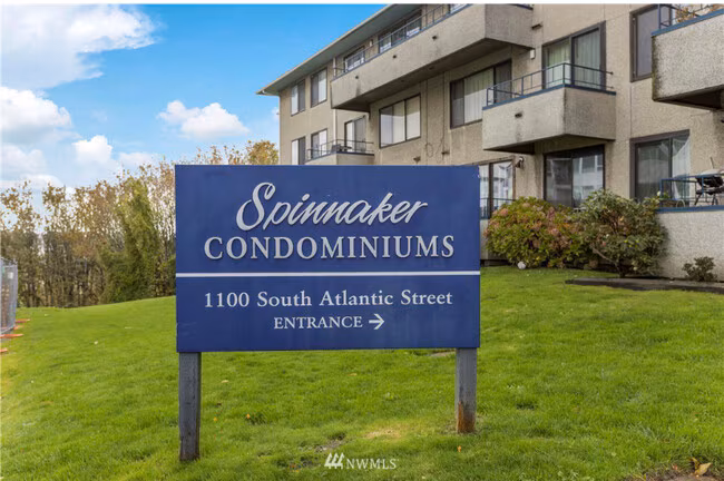 1100 S Atlantic St Seattle, WA 98134 photo 2
