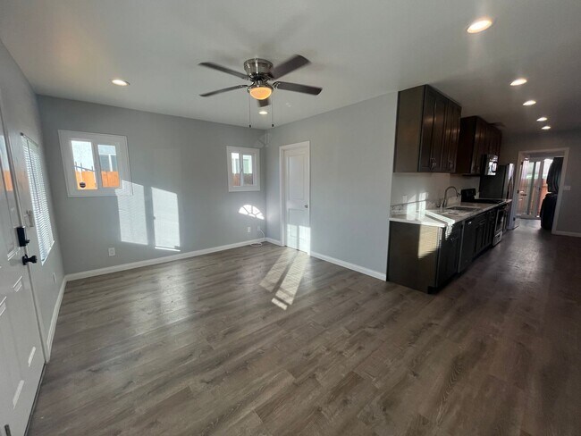 4121 36th St San Diego, CA 92104 photo 4