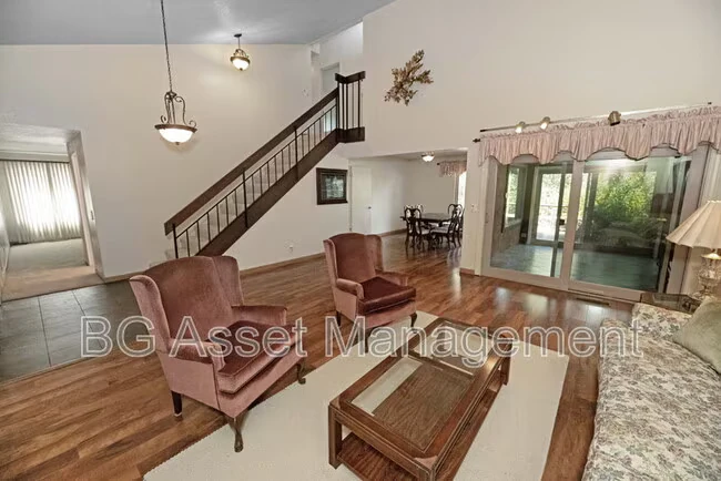1830 Weir Dr Hayward, CA 94541 photo 4