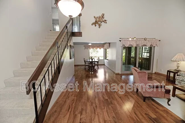 1830 Weir Dr Hayward, CA 94541 photo 3