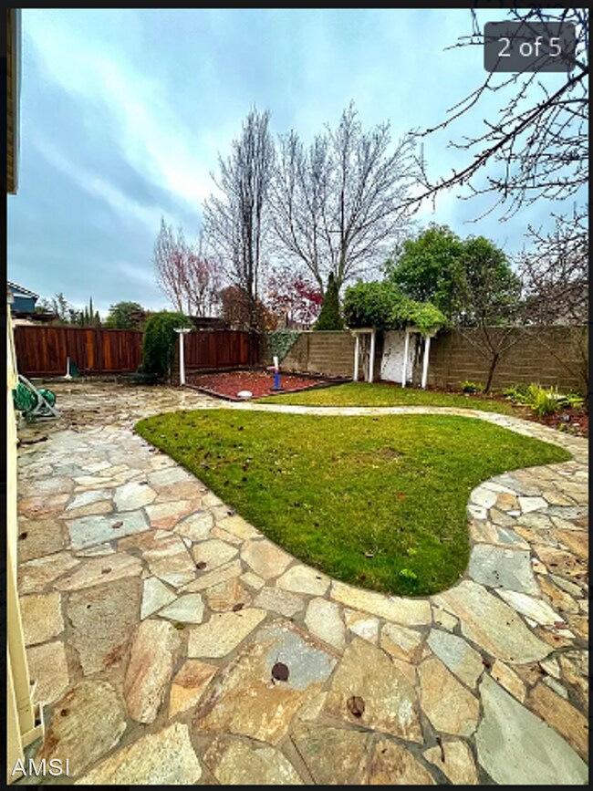 22736 Canyon Court, Castro Valley, CA 94552 photo 3