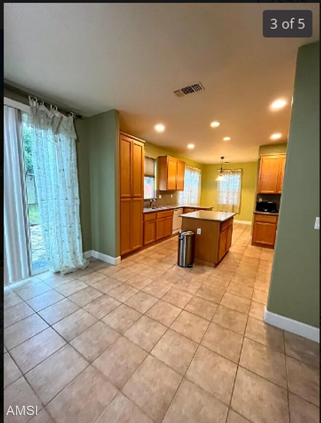 22736 Canyon Court, Castro Valley, CA 94552 photo 5