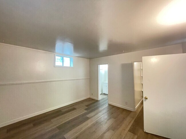 620 S Kalmia St Escondido, CA 92025 photo 4