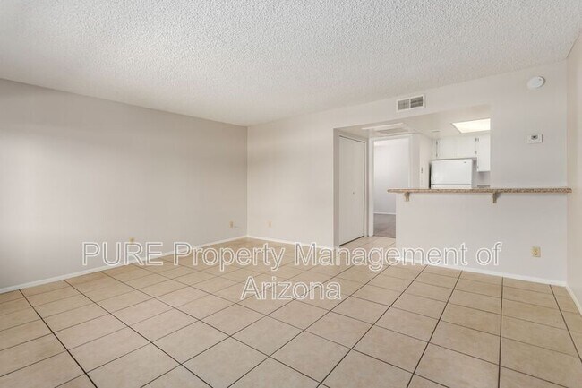 700 W University Dr Tempe, AZ 85281 photo 3