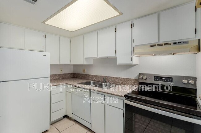 700 W University Dr Tempe, AZ 85281 photo 4