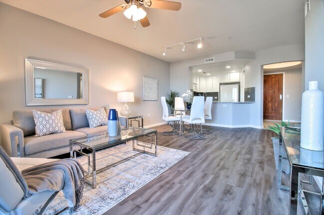 809 Auzerais Ave San Jose, CA 95126 photo 3