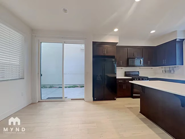 37768 Latitudes Ln Newark, CA 94560 photo 5