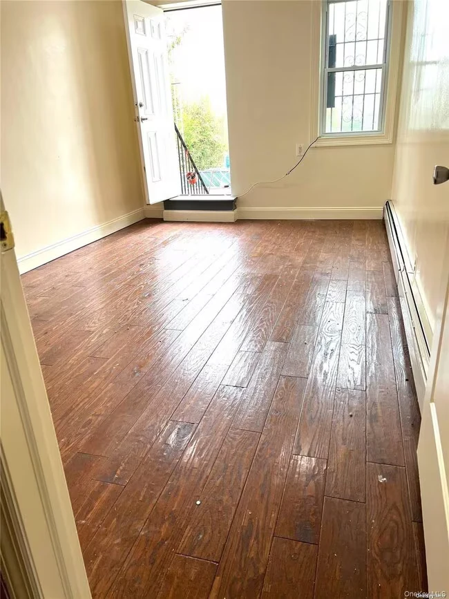 78-15 32nd Ave Queens, NY 11370 photo 4