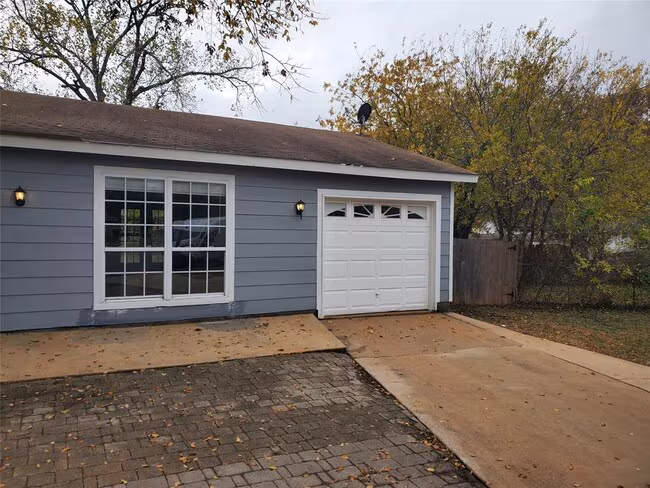 807 Fernwood Cove Round Rock, TX 78664 photo 3