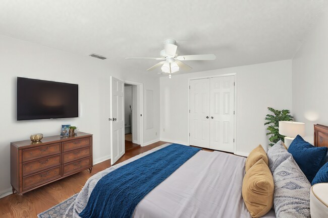 1801 W 37th St Austin, TX 78731 photo 4