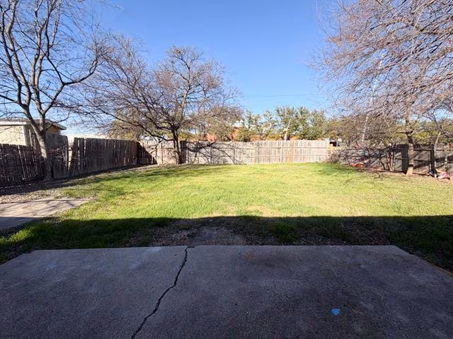 1307 Janann Ave Arlington, TX 76014 photo 2