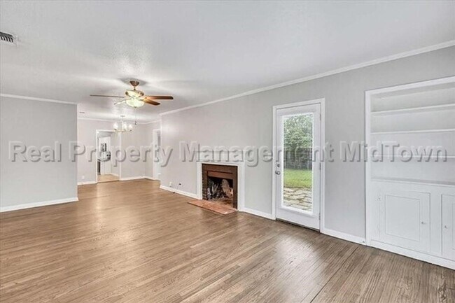 6400 Greenway Rd Fort Worth, TX 76116 photo 5