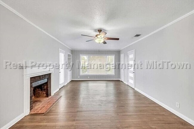 6400 Greenway Rd Fort Worth, TX 76116 photo 4