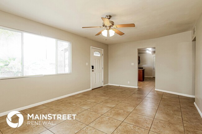 2339 W Avalon Dr Phoenix, AZ 85015 photo 5