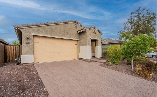 10381 W Alyssa Ln Peoria, AZ 85383 photo 4
