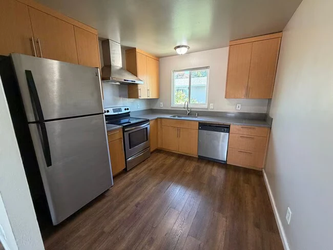 1146 W Hamilton Ave Campbell, CA 95008 photo 5