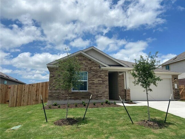 109 Ozark Dr Hutto, TX 78634 photo 2