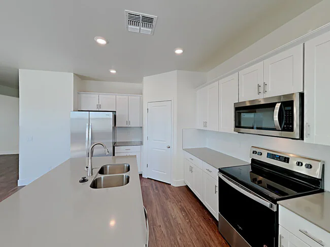 21425 S 231st St Queen Creek, AZ 85142 photo 3