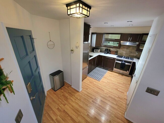 943 Torrance St San Diego, CA 92103 photo 3