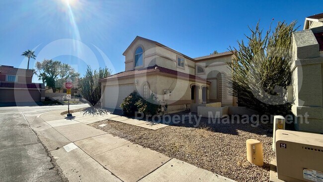 19230 North 5th Street, Phoenix, AZ 85024 photo 2
