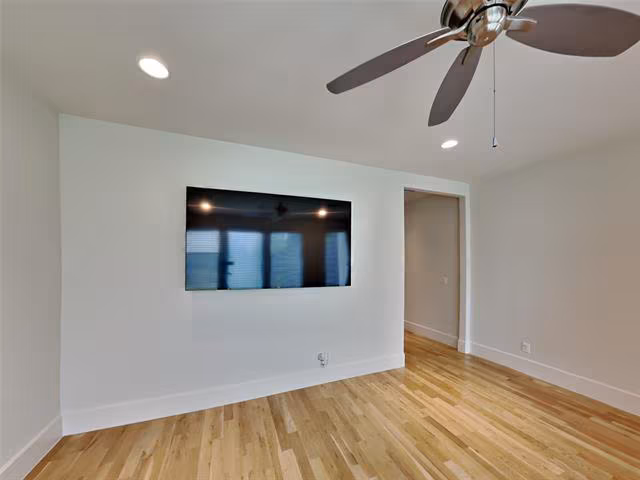 4216 Bowser Ave Dallas, TX 75219 photo 4