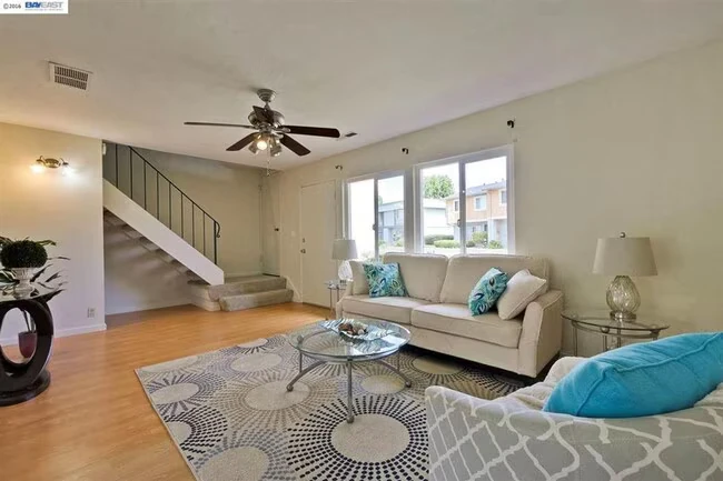 4132 Jamaica Ter Fremont, CA 94555 photo 4