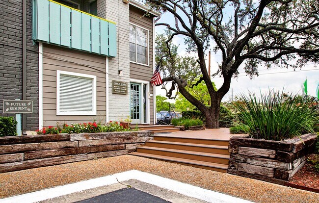 Sundance Apartment Homes photo 2