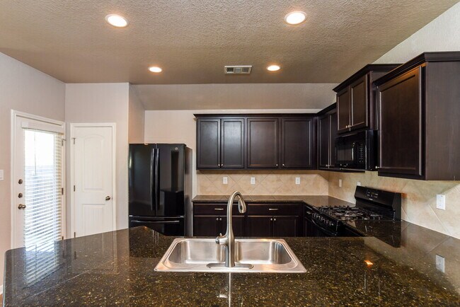 2617 McCrae New Braunfels, TX 78130 photo 5