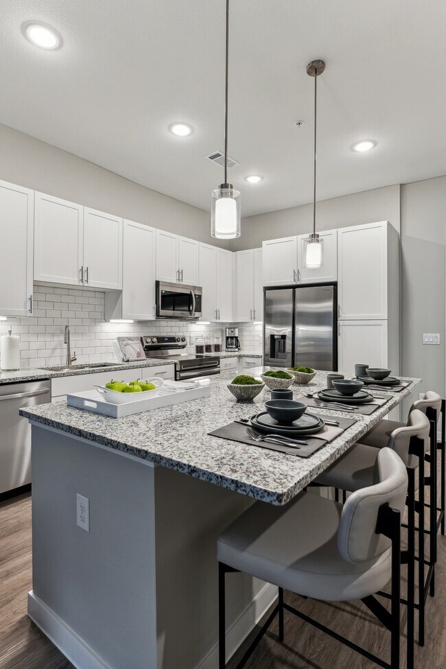 15801 North Barkers Landing Road, Houston, TX 77079 photo 4