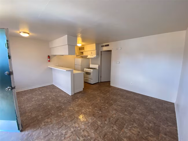 Riverbrook Apartments photo 3