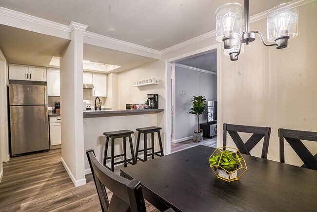 14620 NE 31st St Bellevue, WA 98007 photo 4