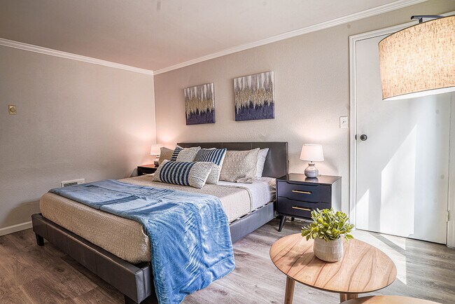 14620 NE 31st St Bellevue, WA 98007 photo 2