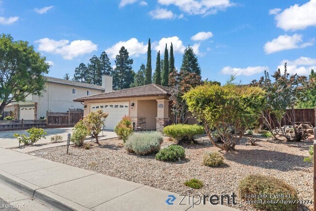 527 Shelley Street, Livermore, CA 94550 photo 3