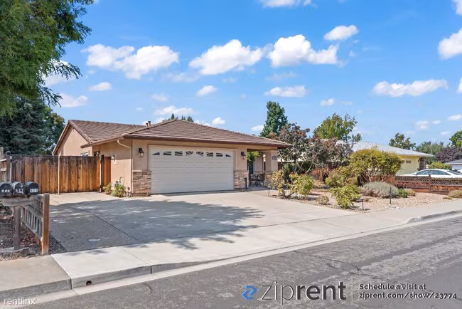 527 Shelley Street, Livermore, CA 94550 photo 2