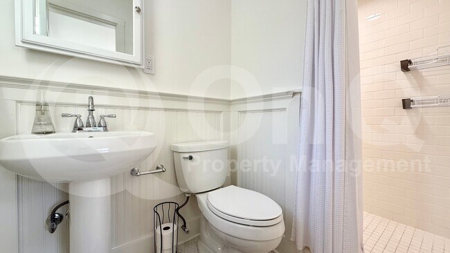 3429 East Coolidge Street, Phoenix, AZ 85018 photo 5