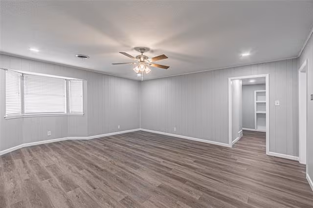 1205 Navaho St Arlington, TX 76012 photo 2
