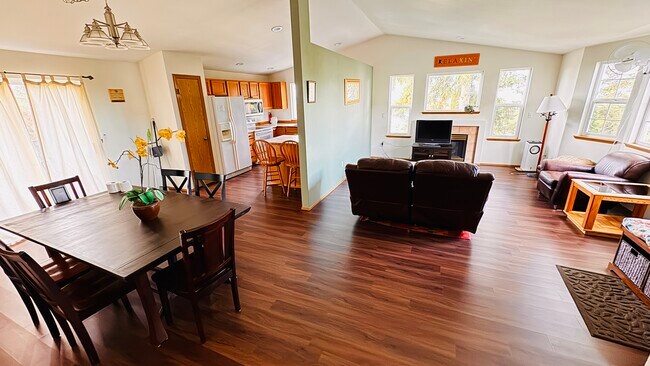 6904 54th Pl NE Marysville, WA 98270 photo 5