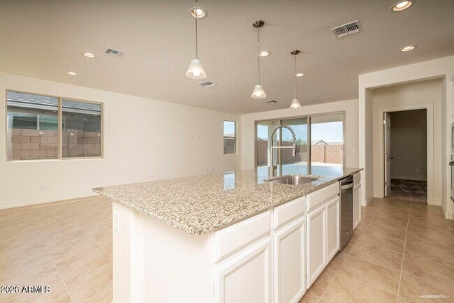 16792 W Gwen St. Goodyear, AZ 85338 photo 4