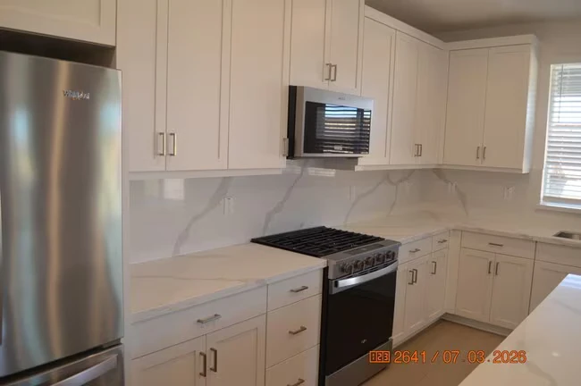 228 W Volta St Tracy, CA 95391 photo 4