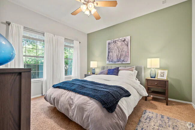 StoneHaven Apartment Homes photo 5